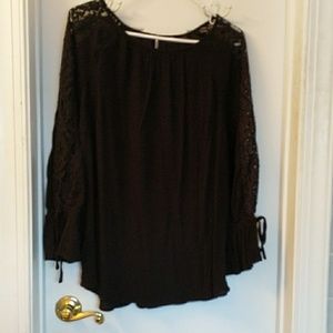 Lace poetry black blouse
